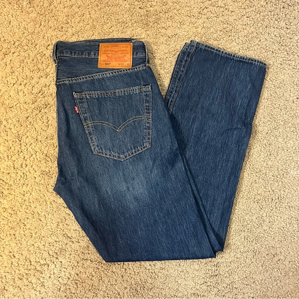 Levi Premium 501 Dark Wash Blue Jeans 33x32